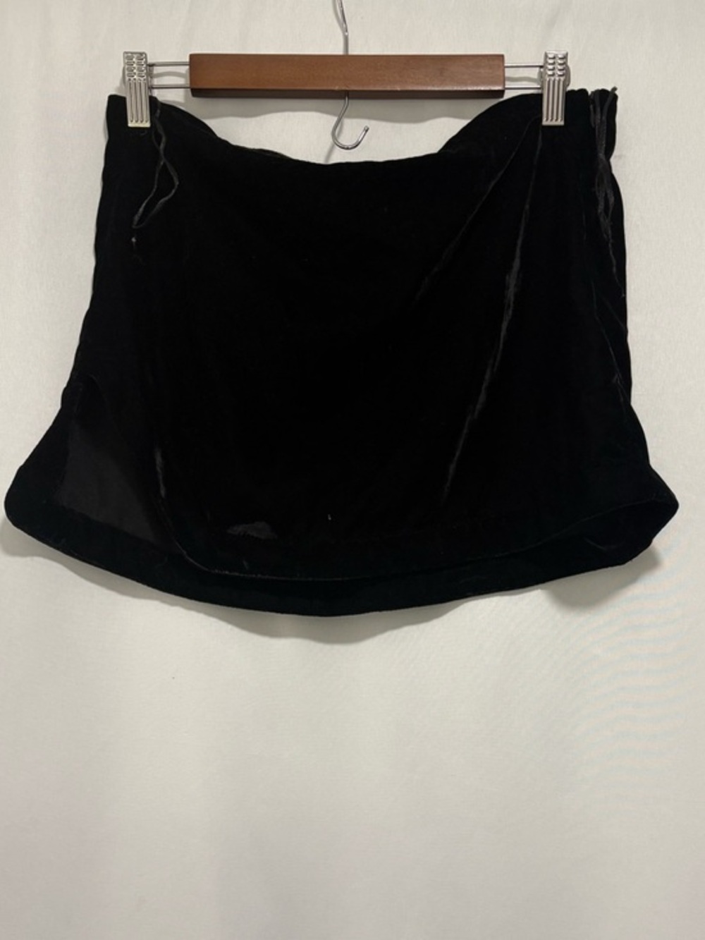Free People Annalise Black Velvet Mini Skirt Women’s Size 8 Y2K Going‎ Out - Picture 5 of 10